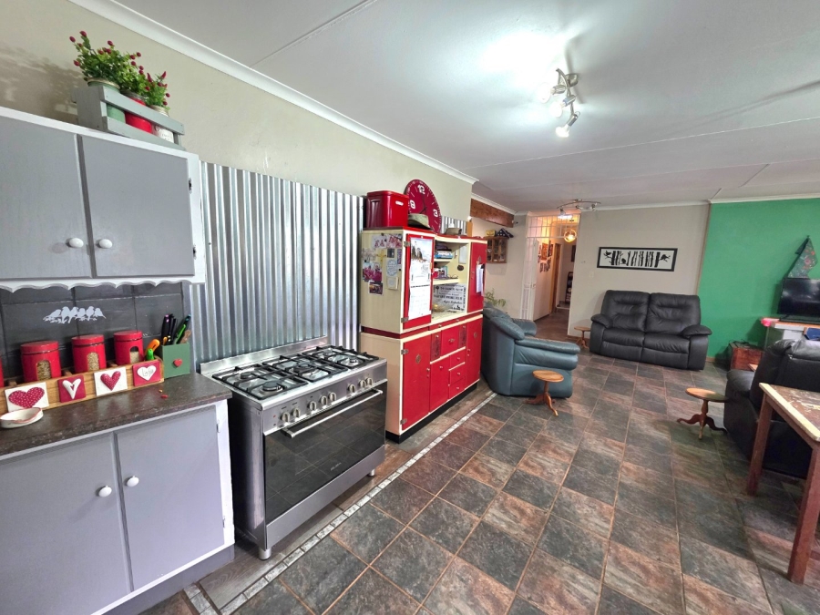 4 Bedroom Property for Sale in La Provance Free State